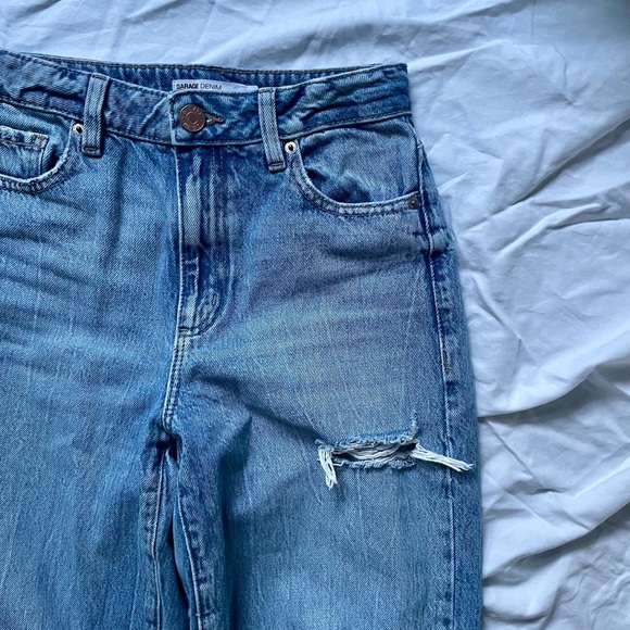 Blue ripped jeans - Picture 2 of 5